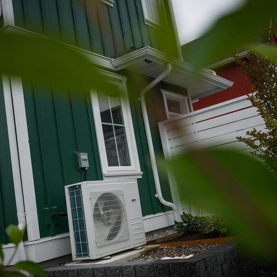 Energy adviser group decries 'abrupt' closure of Greener Homes Loan, warns of layoffs